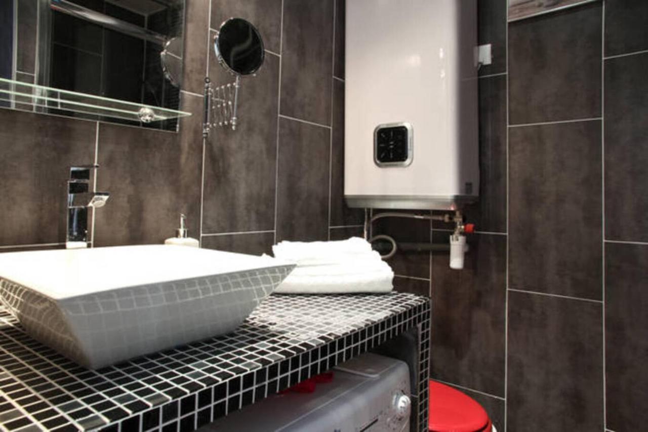 Marche Aux Puces De Saint-Ouen Apartment Luaran gambar
